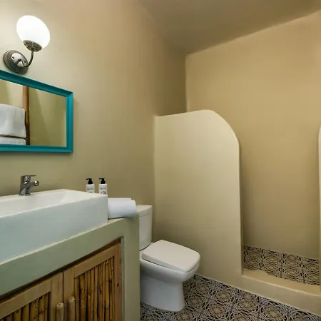 Nissia & Apartahotel